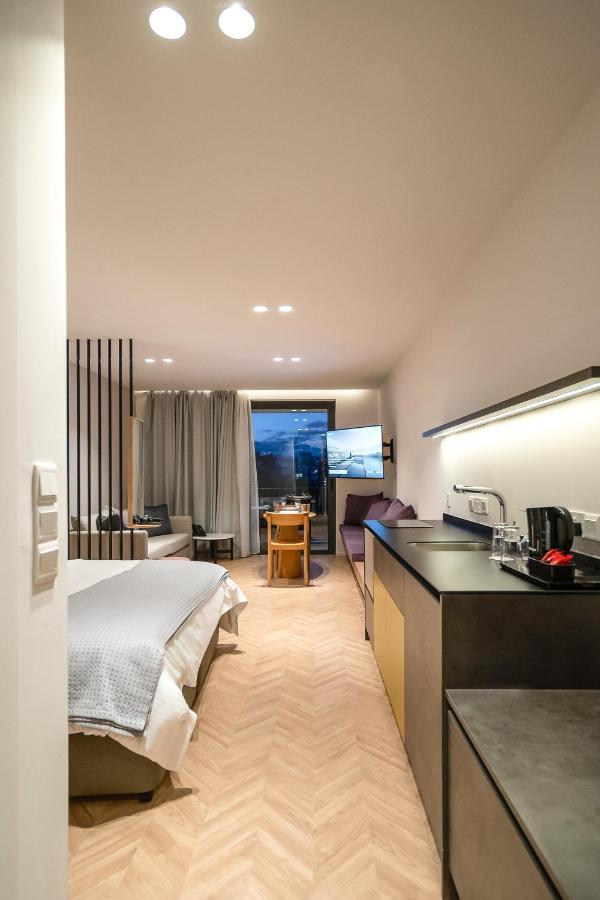 Alinea Suites Limassol Center Extérieur photo