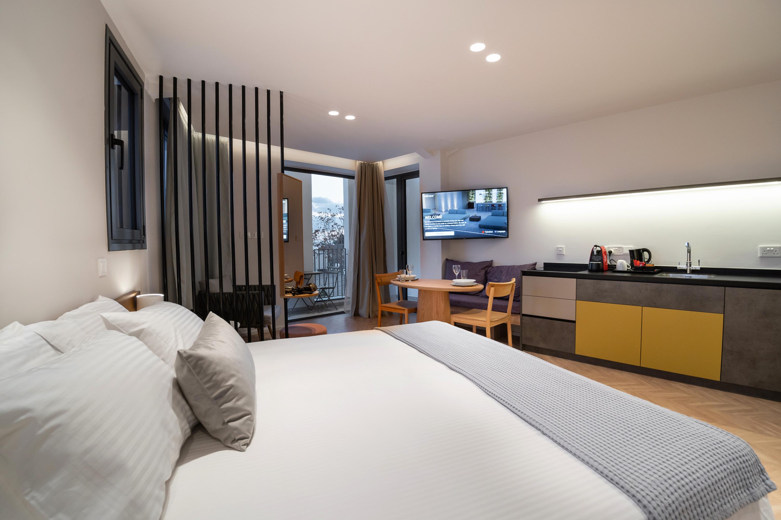 Alinea Suites Limassol Center Extérieur photo