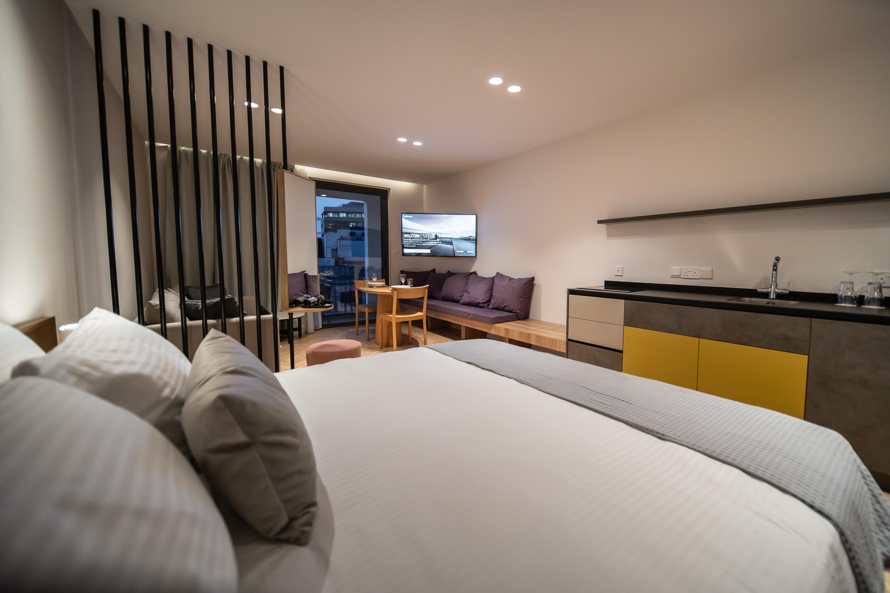 Alinea Suites Limassol Center Extérieur photo